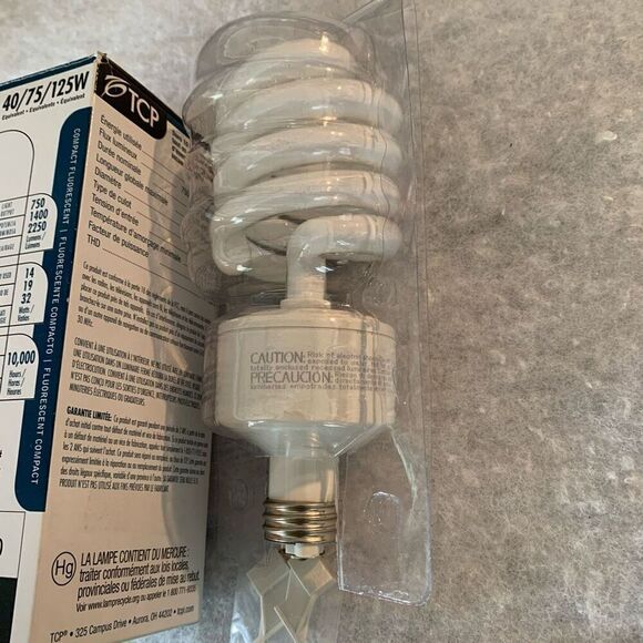 TCP Spring Lamp 10032 40/75/125W Compact Fluorescent Lightbulb *New* - Picture 3 of 4